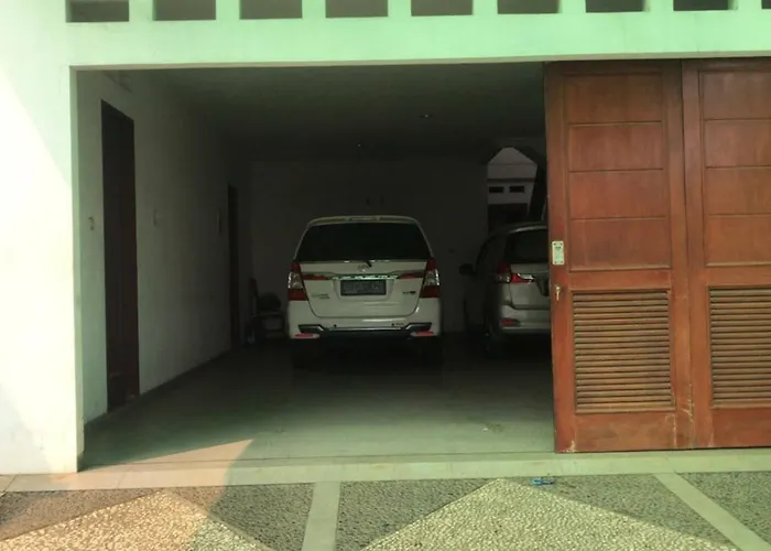 Cozy House In Pekayon, Bekasi