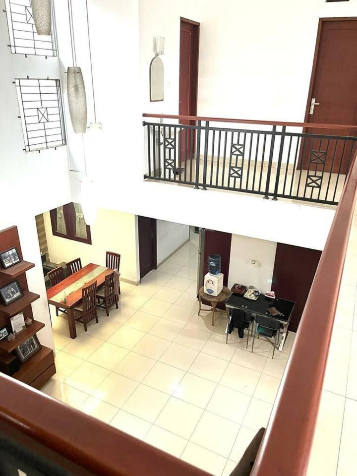 Cozy House In Pekayon, Bekasi